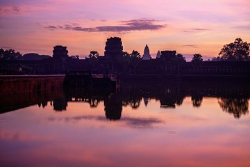 Angkor Wat Sunrise and Angkor Thom Sunset Tour