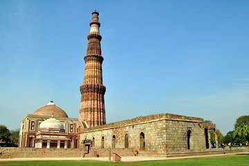 Exciting New and Old Delhi tour with lunch option