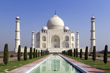 Solo traveler Taj Mahal trip only