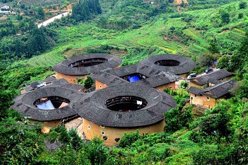 Fujian Hakka Tulou Private Day Tour of Tianluokeng and Daping Lou