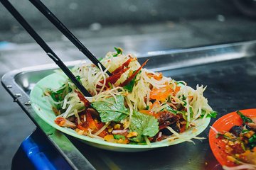 Secret Food Tours in Hanoi Old Quarter