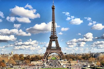 Paris Half-Day City Tour with a Private Driver