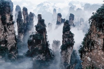 Zhangjiajie Private 5-Day Tour: Tianmen Mountain and Fenghuang County