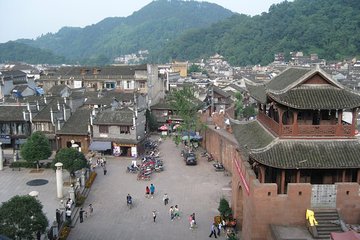 Private Day Tour: Tujia Ethnic Ancient Village of Shiyanping from Zhangjiajie