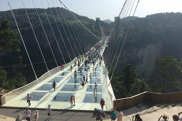 Private Tour of Tianmen Mountain Sky Walk And Glass Bridge