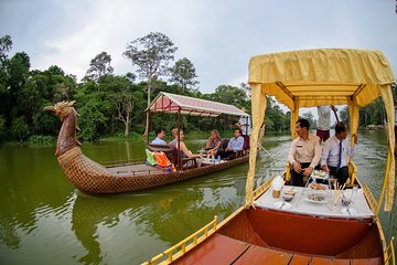 Late afternoon Angkor Gondola Tour with champagne and canapés