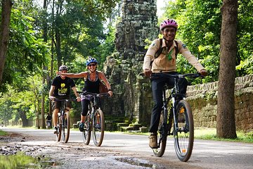 Angkor Wat Sunrise & Ancient City Discovery - Siem Reap biking full day tour