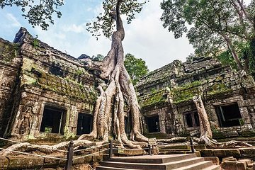 Full day tour in Angkor, Siem Reap: Small Circuit and Grand Circuit