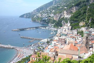 Private day tour on the Amalfi Coast - 4 to 6 pax