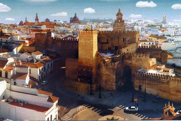 Carmona and Necropolis: Guided Day Tour from Seville