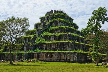 Koh Ker & Beng Mealea Temple 1Day Tour