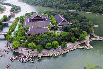 Group one day Tam Coc Tours Visiting Bai Dinh Trang An Boating Trip from Hanoi