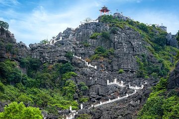 Private full day Mua Cave-Tam Coc-Bich Dong pagoda hiking, trekking, boat tour