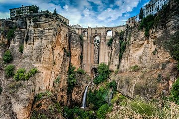 Private Walking Tour of Ronda with official tour guide