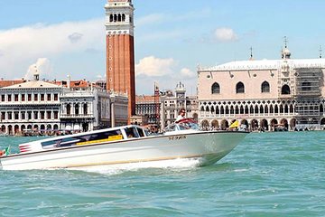 Private Departure Transfer from Venice to Treviso Sant'Angelo Airport