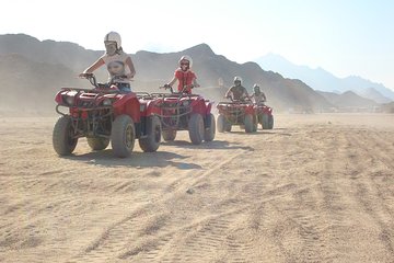 Quad Biking in the Egyptian Desert from Hurghada with Sunset and Show