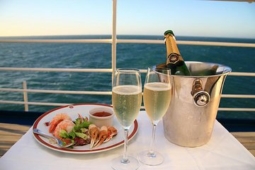 Lunch Cruise with Music on Sydney Harbour