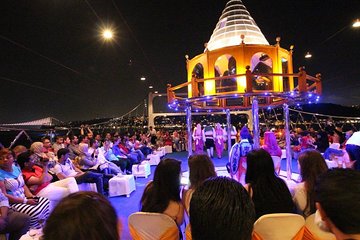 Bosphorus Dinner Cruise with Folk Dance and Live Performances