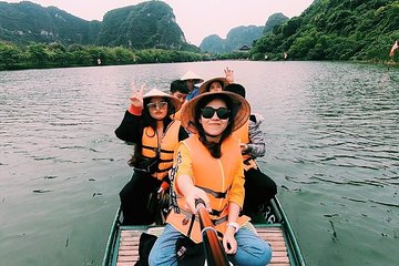 Tam Coc Mua Cave Hoa Lu Full Day Tour Buffet Lunch, Limousine bus