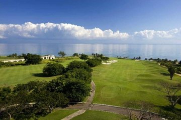 Golfing at Cinnamon Hill