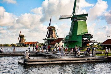 Private Daytrip Giethoorn and Windmills of Zaanse Schans from Amsterdam