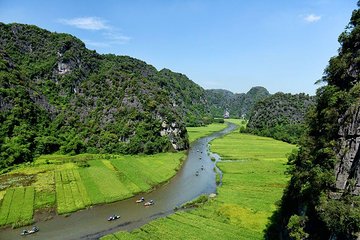 Ninh Binh Daily Tour: Hoa Lu- Am Tien Cave - Tam Coc- Bike - Bich Dong pagoda