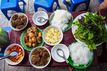 PRIVATE HANOI STREET FOOD TOUR with EXPERT LOCAL GUIDE BY SCOOTERS