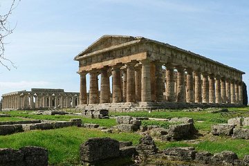 Private Shore Excursion to Paestum with Lunch from Salerno