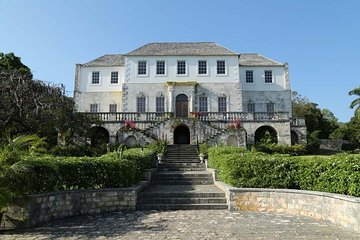 Historical Tour of the Great Houses