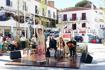 Mijas Pueblo: private walking tour by Tours in Malaga