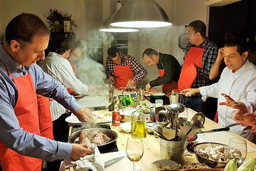 Private Paella Class with Full Dinner Menu