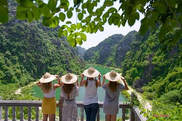 Ninh Binh full day with must-see places: Trang An - Mua Cave - Tuyet Tinh Coc