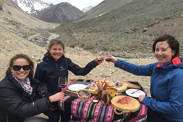 Private Tour: Andes Mountains with Wine Tasting from Santiago