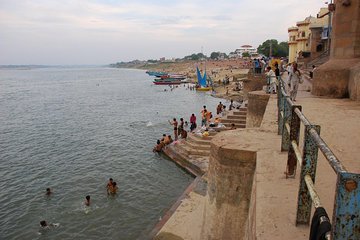 Private Full-Day Varanasi Tour with Boat Ride on the River Ganges