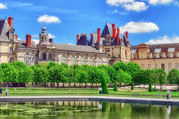 Fontainebleau Day Trip from Paris with a Local: Private & Personalized 