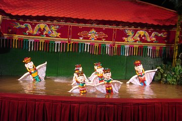 Private tour: Hanoi half day city tour with Water Puppet Show- afternoon tour