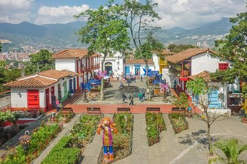 Private Half Day Medellín City Tour with Comuna 13