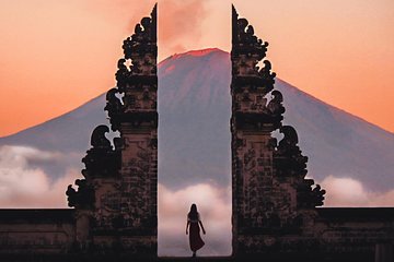 Sunrise At Heaven's Gate Lempuyang Luhur Bali