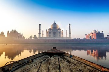 Private Taj Mahal Tour from Delhi by Super-Fast Train