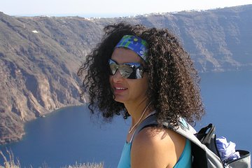 Hiking activity through the volcanic land of wonder
