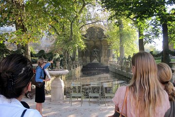 Paris Luxembourg Gardens Highlights Small-Group Walking Tour
