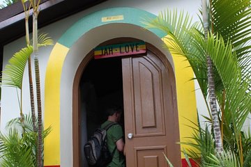 Bob Marley Mausoleum Tour from Ocho Rios