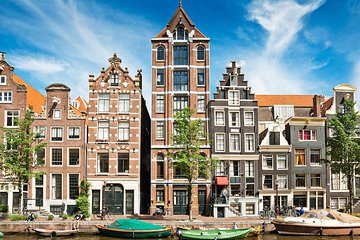 Authentic tour of Amsterdam: Jordaan, Ana Frank and Vondelpark