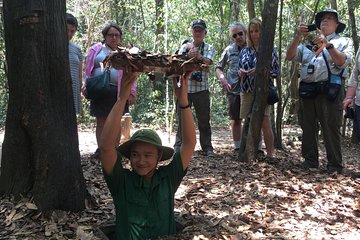 Private Cu Chi Tunnels and Ho Chi Minh City Highlights From Nha Rong Port