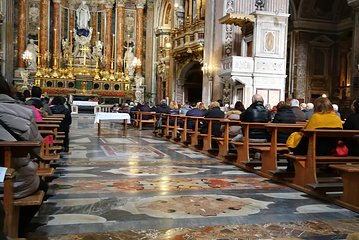 Characteristic Tours | Sfogliatelle and Churches with driver