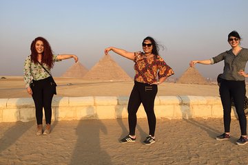 Pyramids of Giza,Egyptian Museum & Khan El Khalili Bazaar day tour 