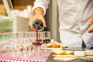 Montmartre French Bistrot Style Food & Wine Tasting Tour