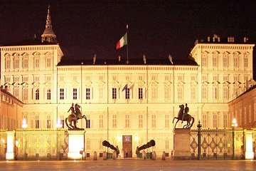 Turin Sightseeing Private Walking Tour with Vermouth Tasting 