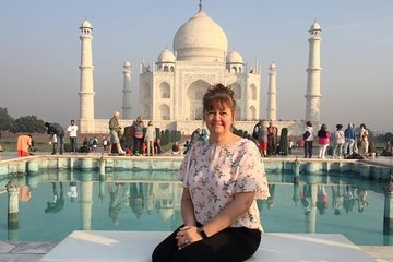 Same Day Taj Mahal Tour By Gatimaan Express Train
