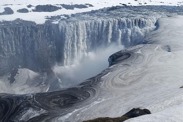 Arctic Fox Travel Dettifoss lake Mývatn winter private super jeep tour